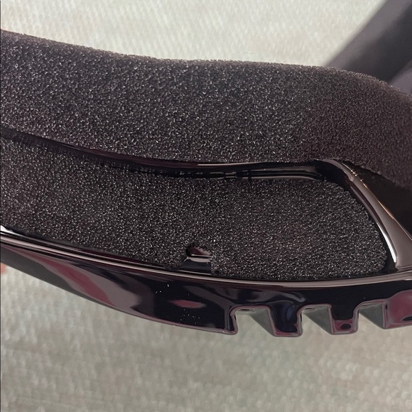 Black Ski Goggles - Picture 3 of 5